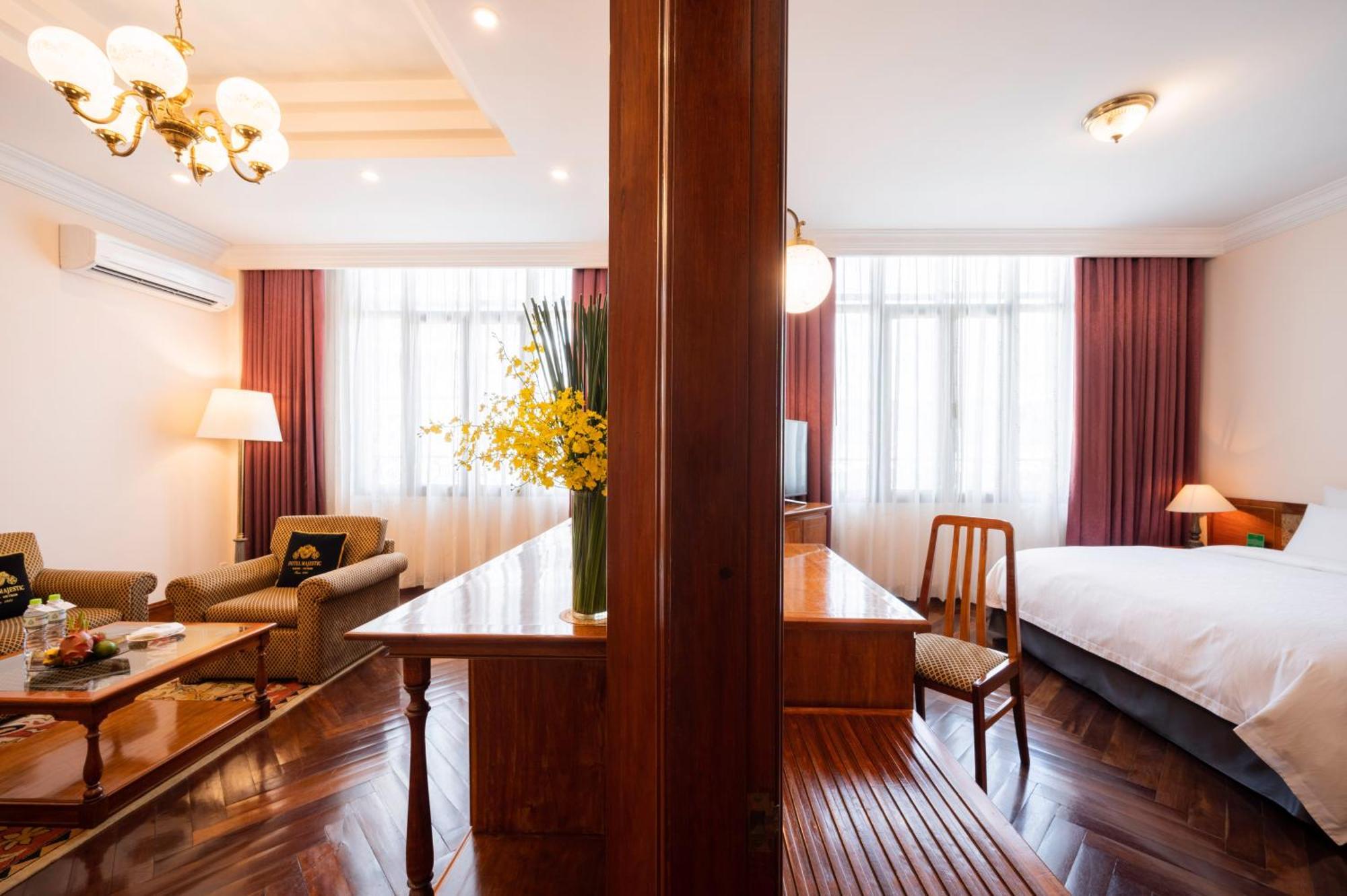 Century Suite,1545078724:JPEG