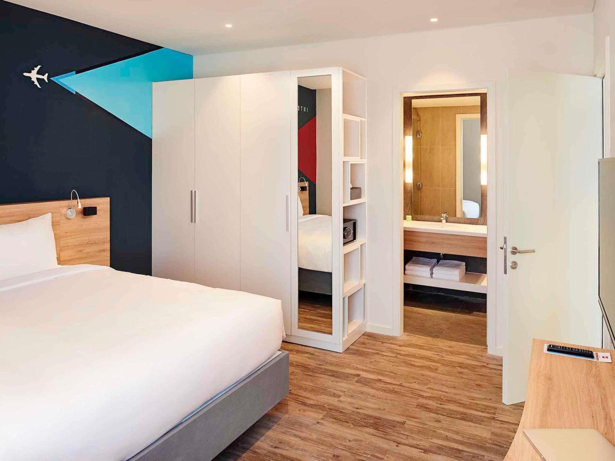 Two-Bedroom Apartment Complimentary Round-trip Transfer to International Terminal upon request,1774532794:JPEG