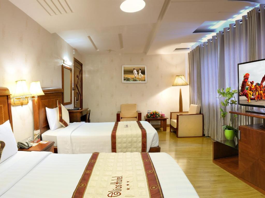 Grand Deluxe Triple Room,66409816:JPEG